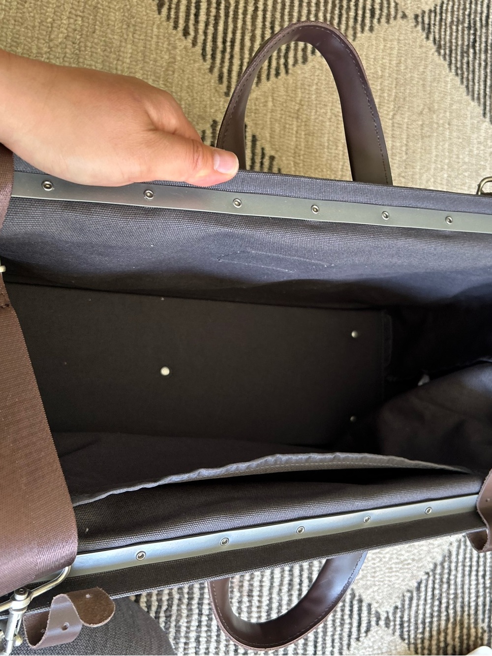 Line of Trade Canvas Weekender Bag - Picture 6 of 9